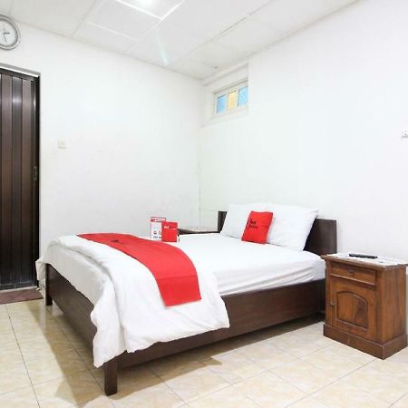 Reddoorz Syariah Near Wijilan Yogyakarta Hotel Exterior photo