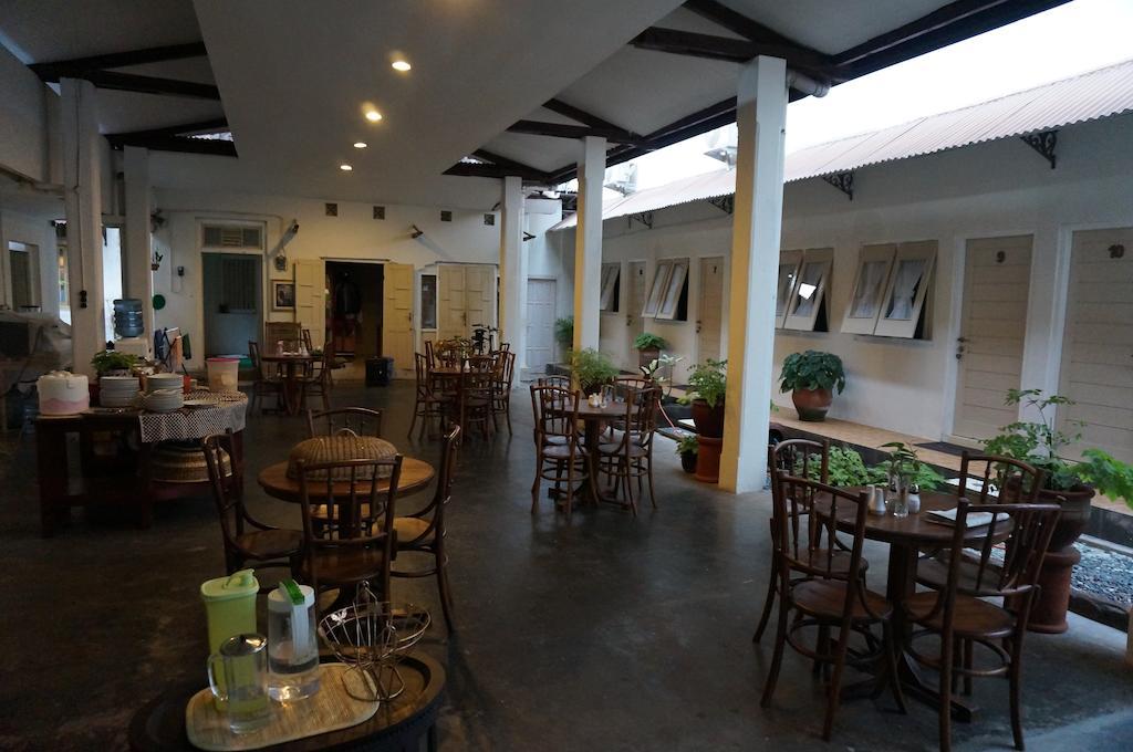 Reddoorz Syariah Near Wijilan Yogyakarta Hotel Exterior photo