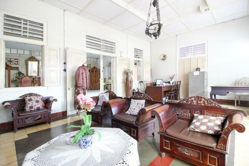 Reddoorz Syariah Near Wijilan Yogyakarta Hotel Exterior photo